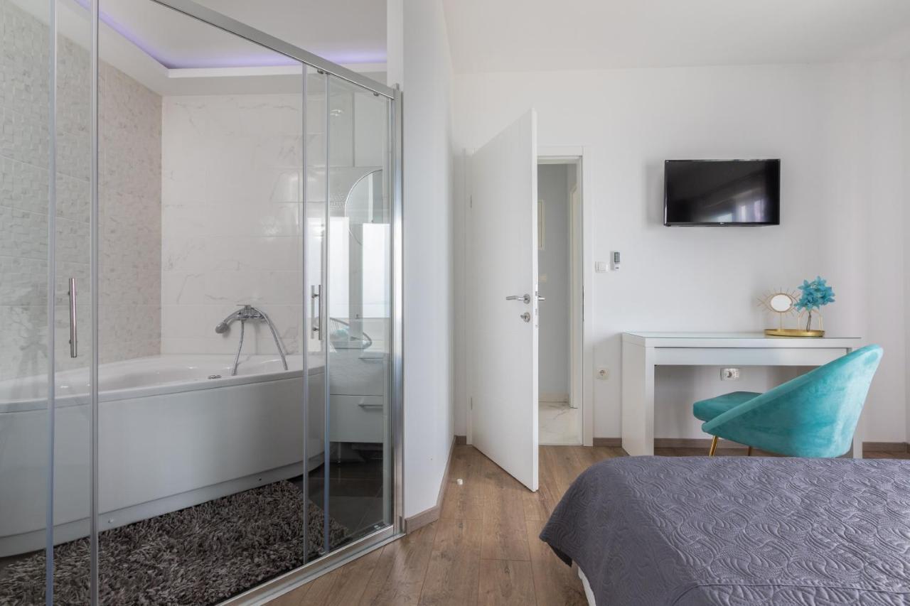 Luxury Holiday Home Dioniz Podgora Quarto foto